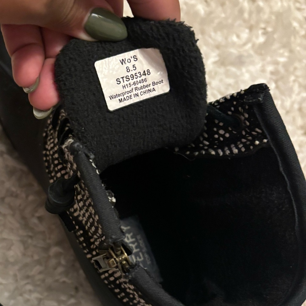 Sperry Duck Boot, Size 8.5 - image 2